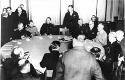 Решения международных конференций союзников в ходе второй мировой войны · Делегация Великобритании во главе с У